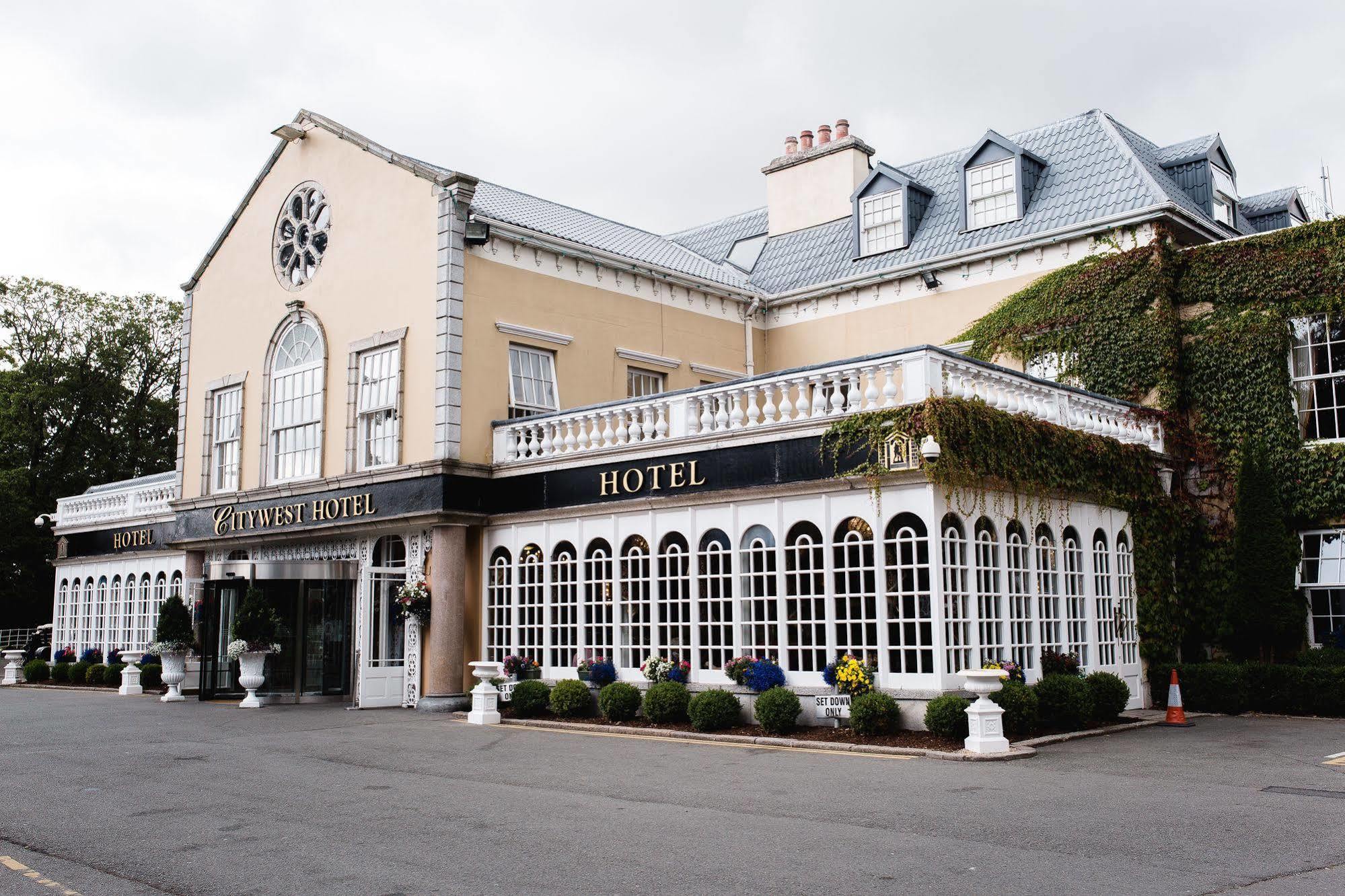Citywest Hotel Saggart Kültér fotó